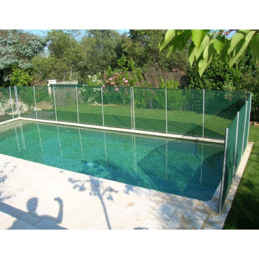 Barrière de piscine Beethoven verte avec piquets anodisés