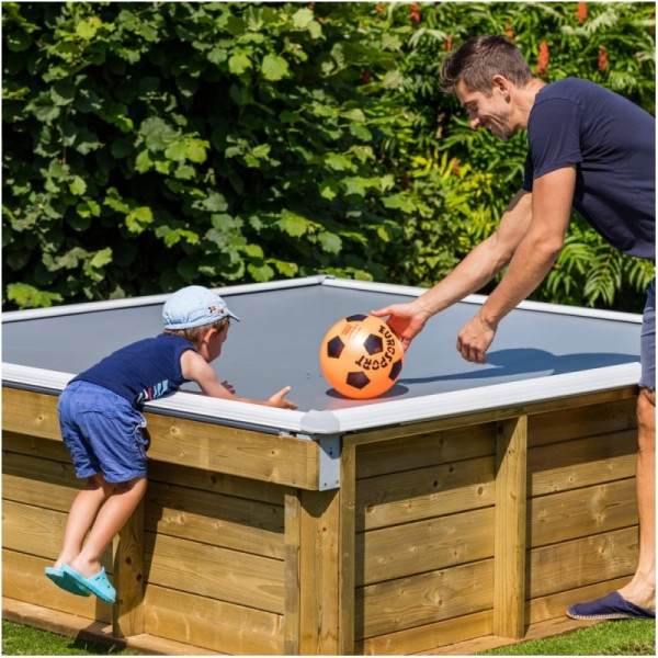 Pistoche piscine bois pour enfants