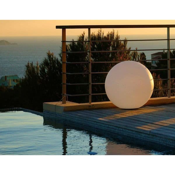 Boule lumineuse blanche (secteur) - 2