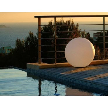 Boule lumineuse blanche (secteur) - 2