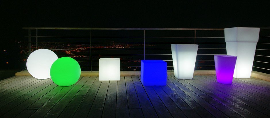 Luminaire extérieur pour terrasse et jardin